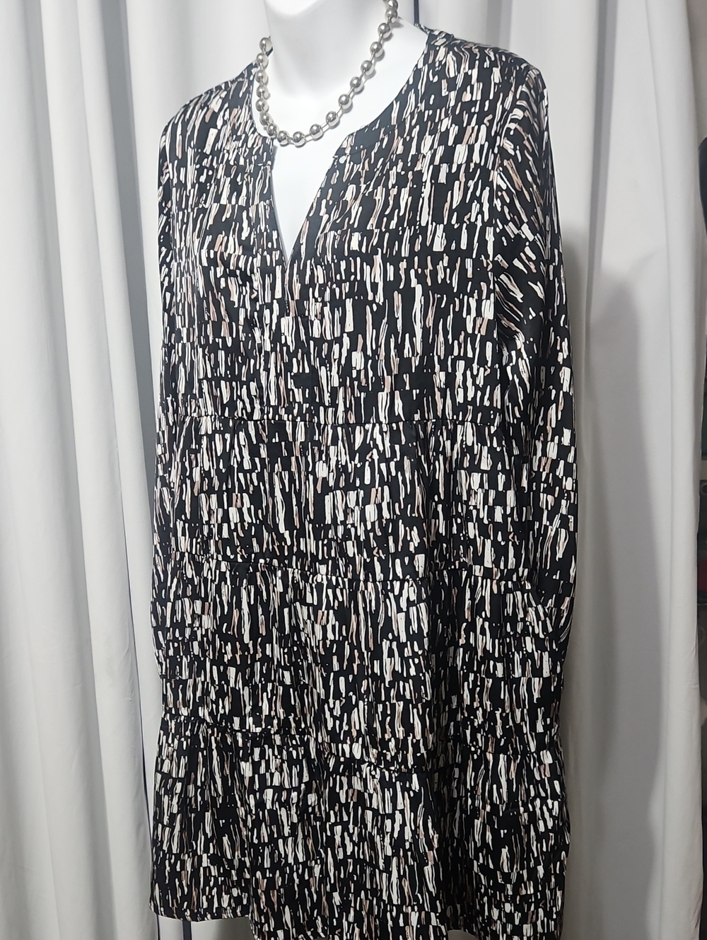 Cotton Bleu Abstract Print Tiered Long Sleeve Mini Dress Size Medium